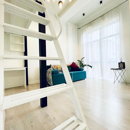 Европейский Остров В Алматы Almaty Luaran gambar